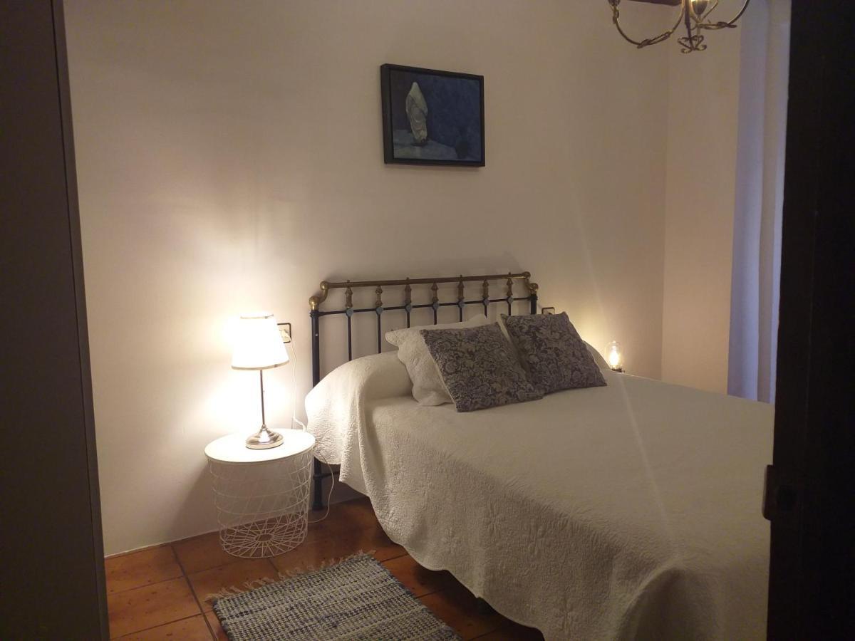 Apartamento Tras Catedral Teruel Exterior foto